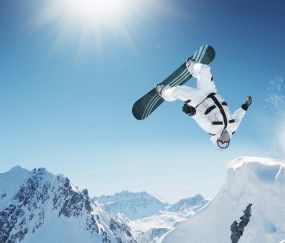 开云足球直播-焦点战中的定海神针，阿坎吉用钢铁防线证明巴萨为何选择他