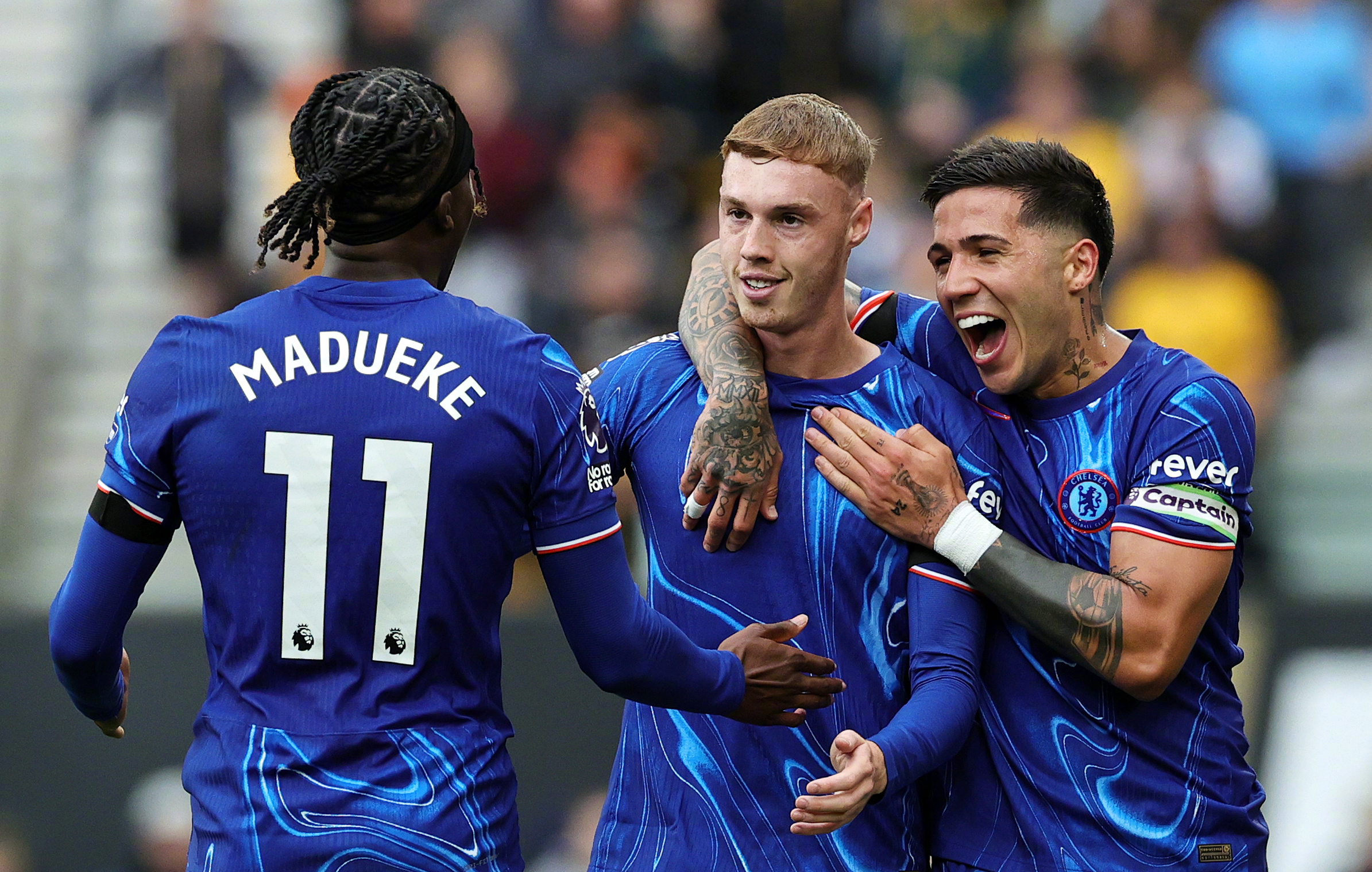 狼队主场大胜，主场气势如虹